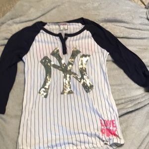 Victoria's Secret PINK MLB New York Yankees Shirt